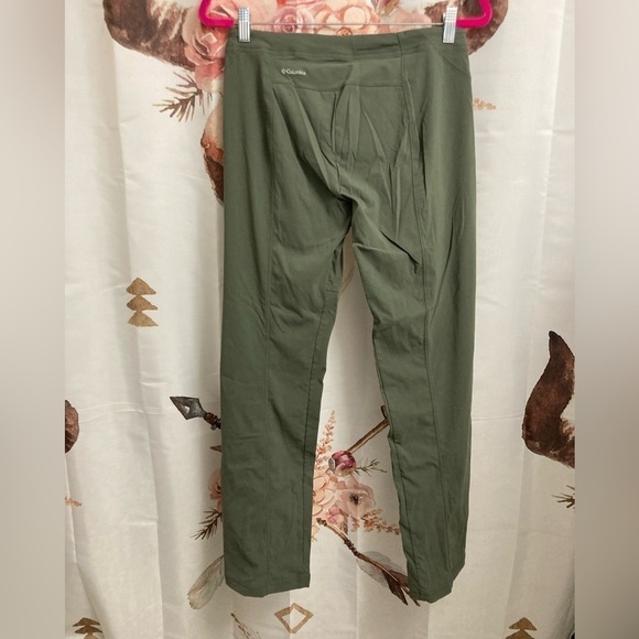 Size 2 Columbia pants​​​​​​​​​​​ - Picture 4 of 5